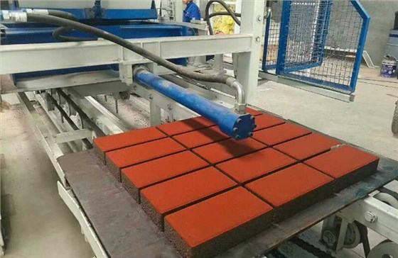 透水磚制磚機(jī)