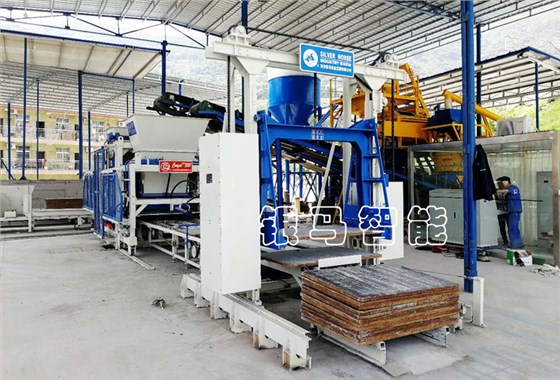 便道磚生產(chǎn)設(shè)備：免燒磚機(jī)轉(zhuǎn)型升級(jí)的目標(biāo)是價(jià)值定位！