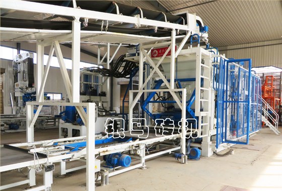 水泥磚磚機(jī)：科技革新，本質(zhì)升華