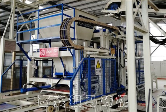 免燒壓磚機(jī)生產(chǎn)線：符合市場(chǎng)需求，轉(zhuǎn)&ldquo;危&rdquo;為&ldquo;機(jī)&rdquo;！