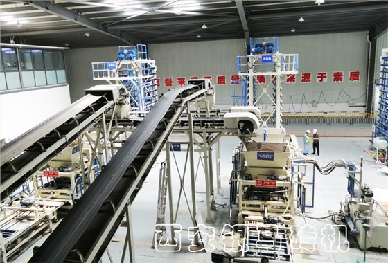 空心砌塊磚機(jī)：建筑垃圾循環(huán)再生，打造民企&ldquo;智造&rdquo;標(biāo)桿！