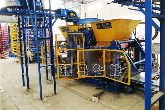 水泥花磚機設(shè)備清潔的誤區(qū)及需要注意的幾個事項！