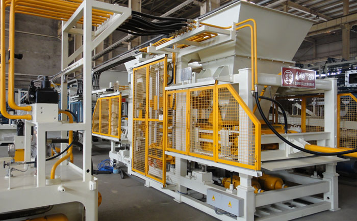 對混凝土砌塊成型機進(jìn)行基礎(chǔ)動力分析的前提 對混凝土砌塊成型機進(jìn)行基礎(chǔ)動力分析的前提