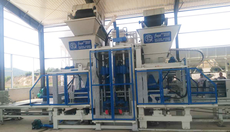 銀馬磚機(jī)憑著過(guò)硬質(zhì)量和服務(wù)得到了市場(chǎng)認(rèn)可