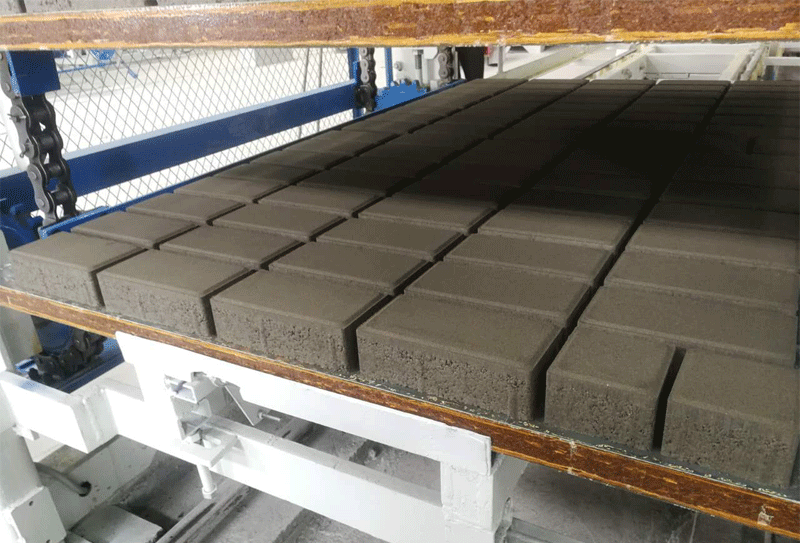 透水磚設(shè)備為環(huán)保建設(shè)提供更多的優(yōu)質(zhì)選擇 透水磚設(shè)備為環(huán)保建設(shè)提供更多的優(yōu)質(zhì)選擇