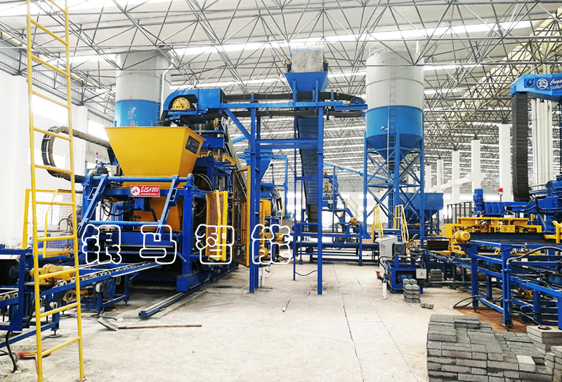 透水磚機(jī)軸承發(fā)燒原因及液壓系統(tǒng)維修注意事項(xiàng)！