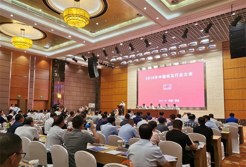 2019年中國磚瓦行業(yè)大會圓滿落幕，銀馬環(huán)保磚/石一體機(jī)備受矚目！
