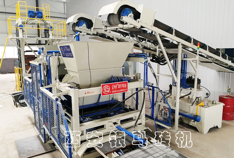 行業(yè)關(guān)注焦點，礦渣制磚機械透水磚機的創(chuàng)新在何處？