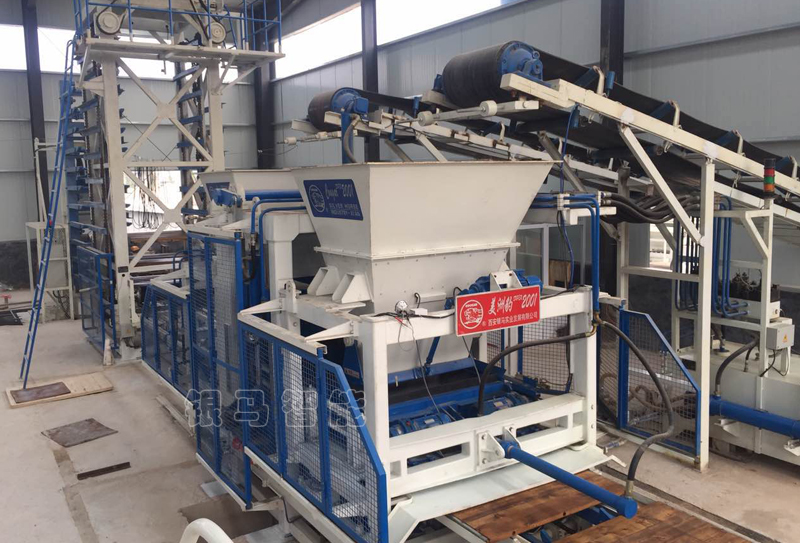 PC仿石磚機：玩不轉的軸承，玩不轉的安裝方式